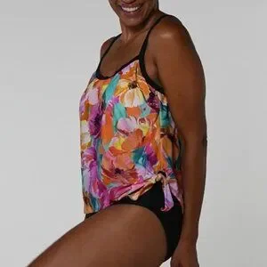 Women's Live In Color Twist Front Shirred One Piece Swimsuit - Hunter